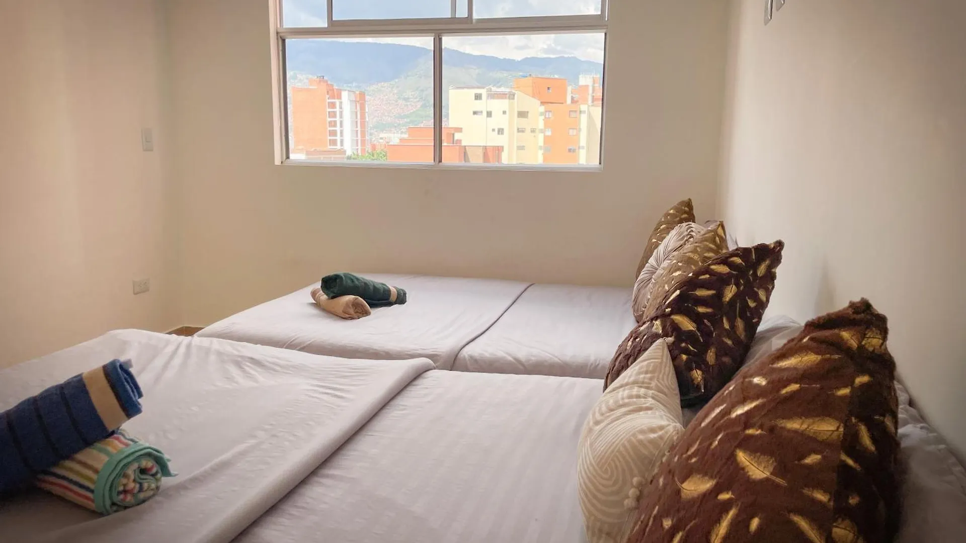 Lejlighed Apt Luxe Laurles Estadio 3Alcobas Medellín